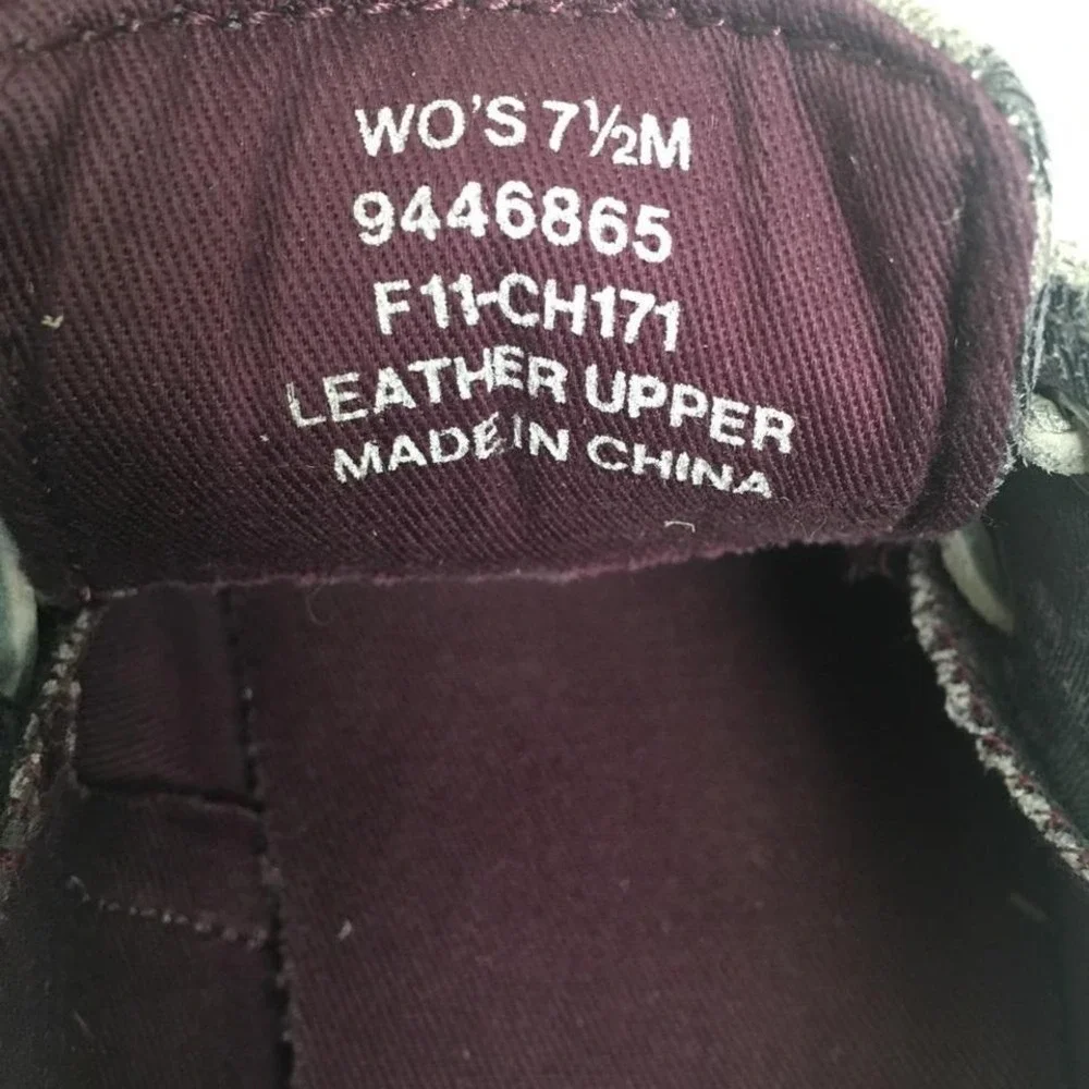 Sperry women top